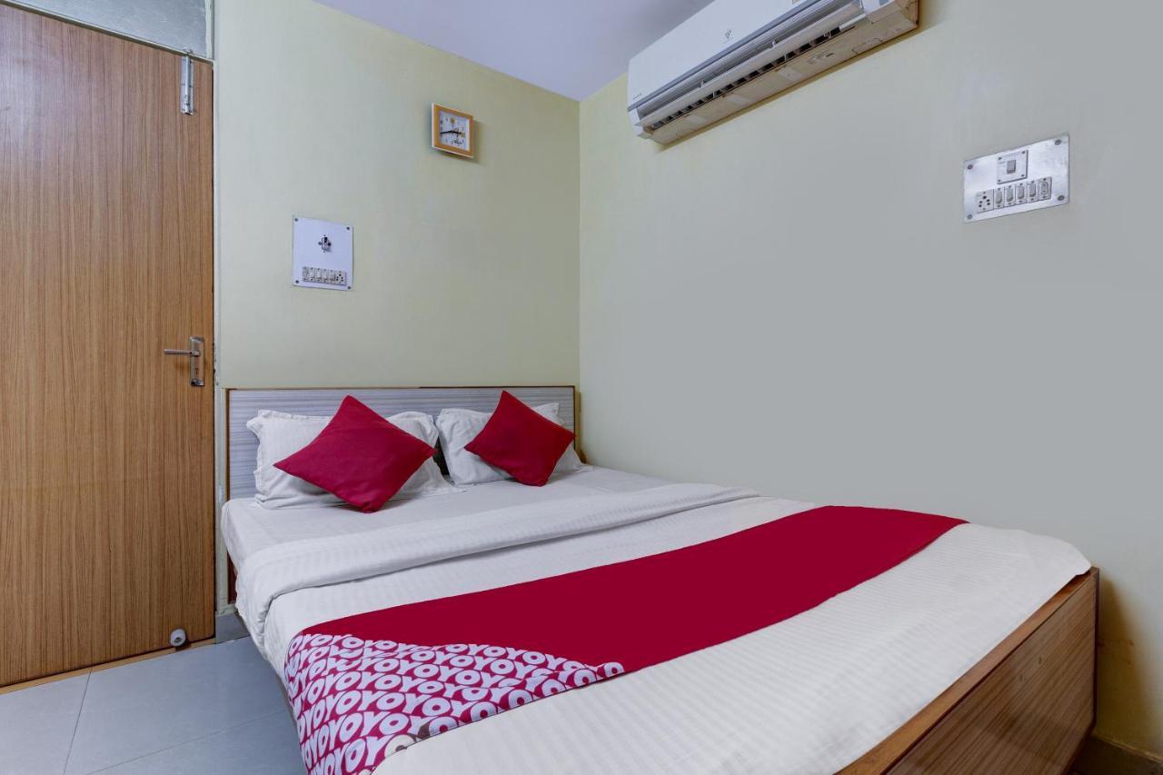 โอโย 4283 โฮเต็ล สัตคุรุ Hotel จัมเชดปูร์ ภายนอก รูปภาพ
