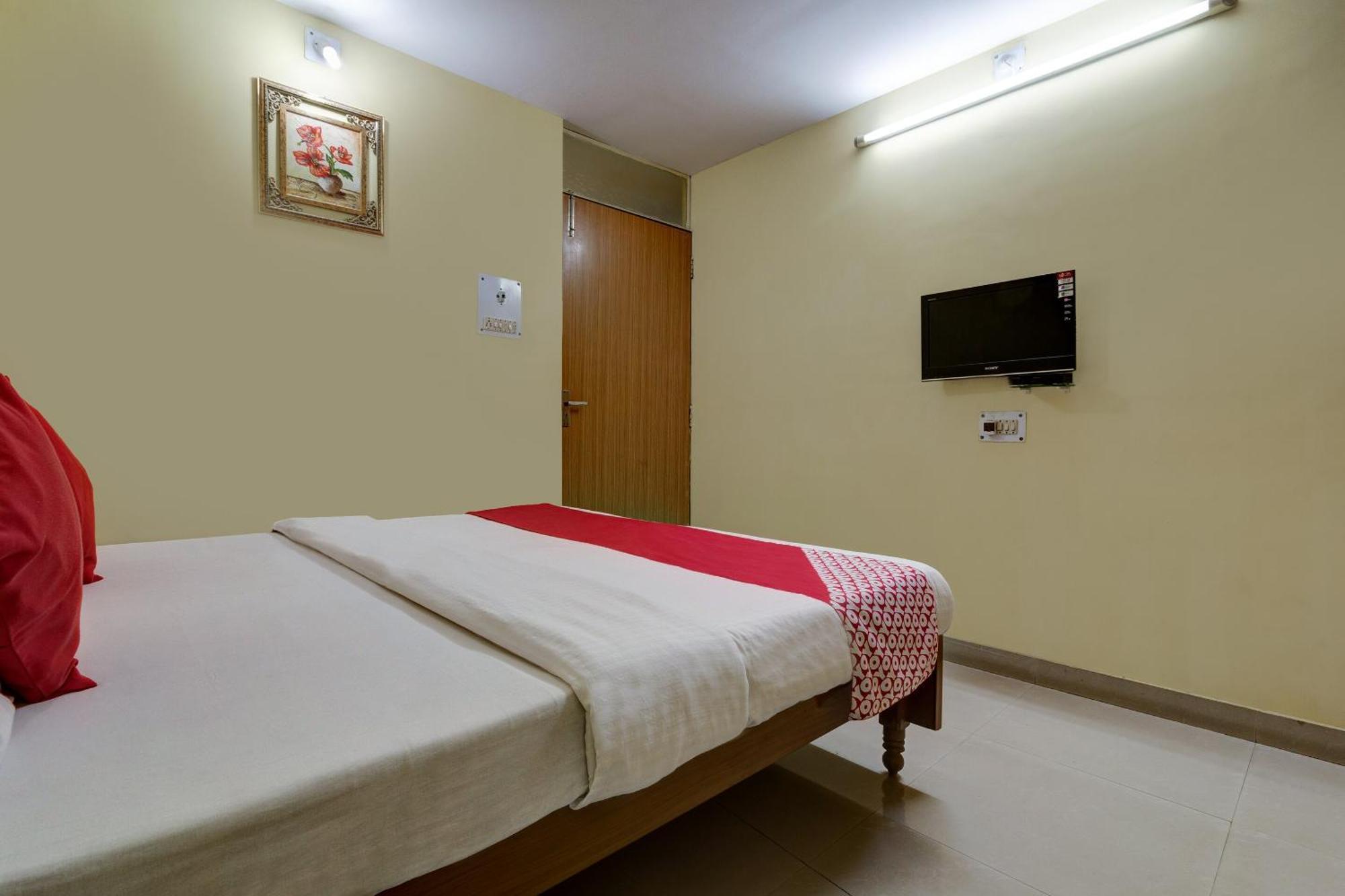 โอโย 4283 โฮเต็ล สัตคุรุ Hotel จัมเชดปูร์ ภายนอก รูปภาพ